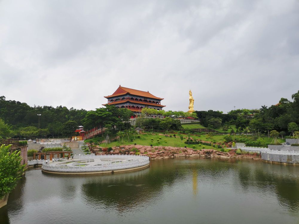 番禺区 标签: 风景区 旅游景点  莲花湖共多少人浏览:3528259  电话