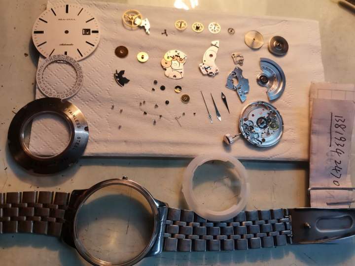 老胡钟表电器维修