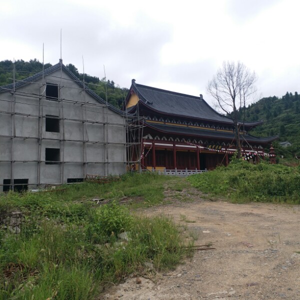 富阳区标签 东山禅寺共多少人浏览:3778403 电话 评论数:4 总体