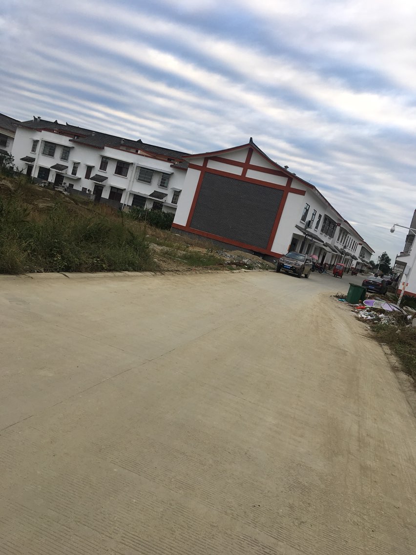 高坪镇文河村八号聚居点                     地址:四川省德阳市广汉