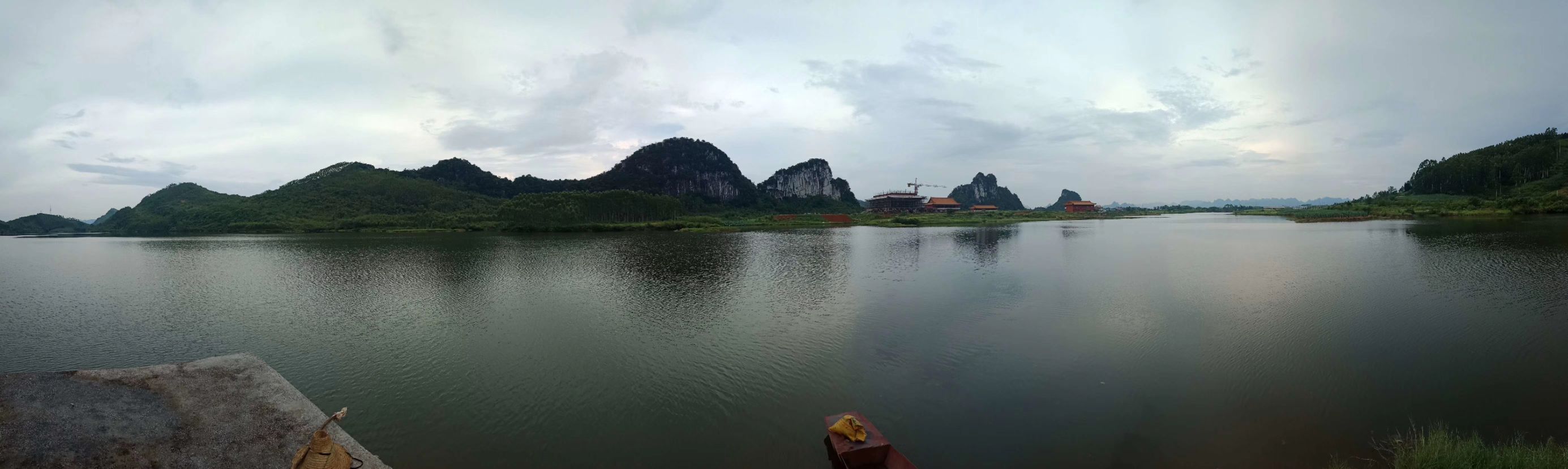 合山市 标签: 寺庙 旅游景点 名胜古迹  灵岩寺共多少人浏览:3729994