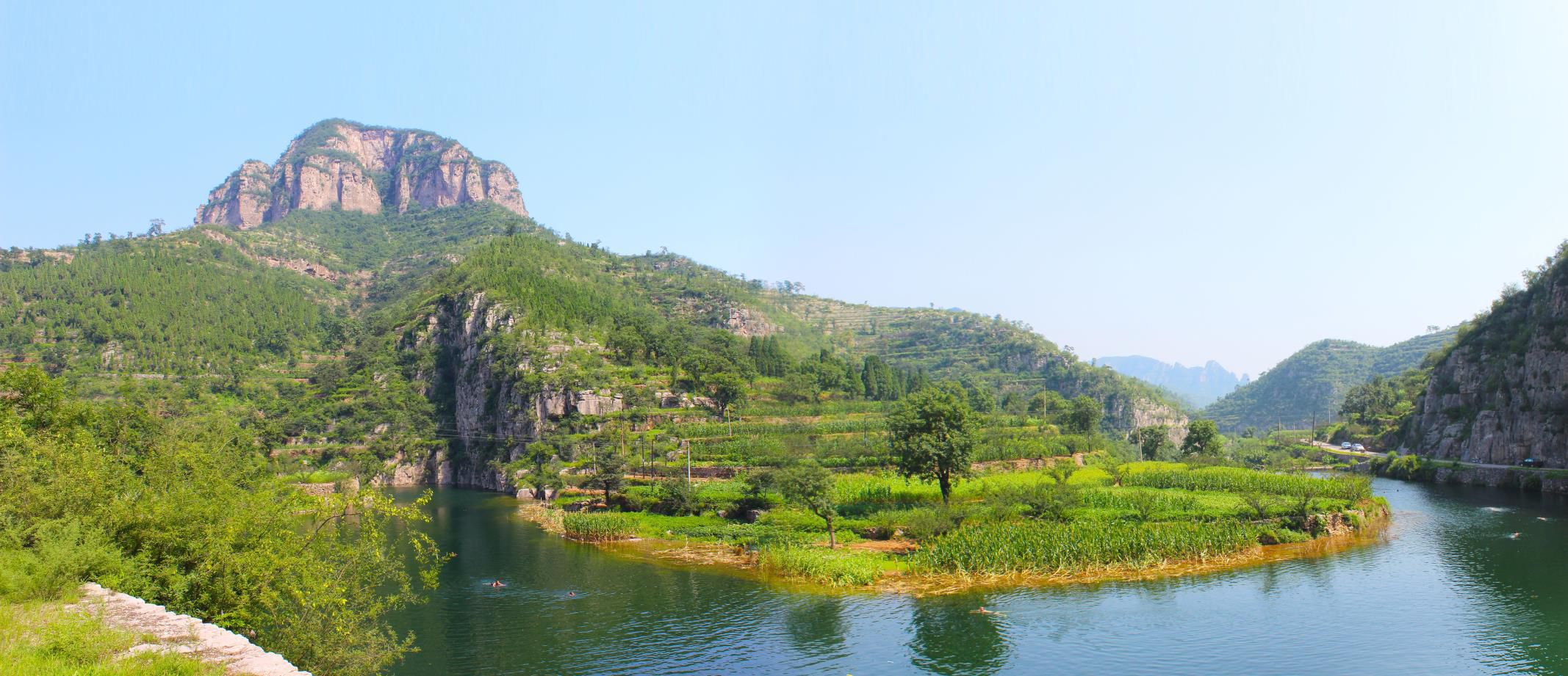 涉县 标签: 风景区 梯田风景区 旅游景点  王金庄多彩梯田峰风景区共