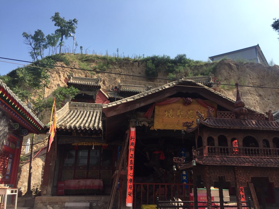 秦州区 标签: 寺庙 旅游景点 名胜古迹  勒马关帝庙共多少人浏览