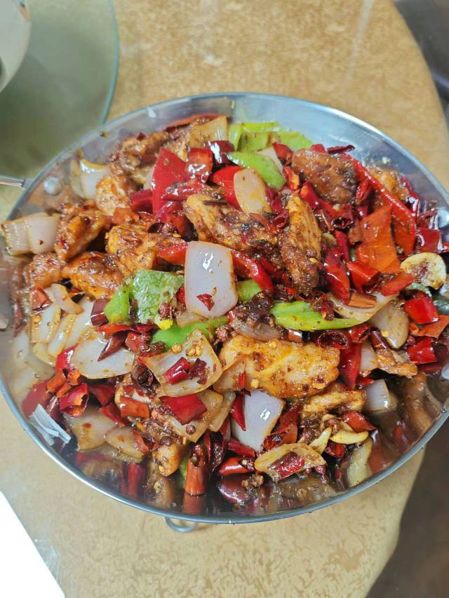 一陈琛师犍又单川菜馆