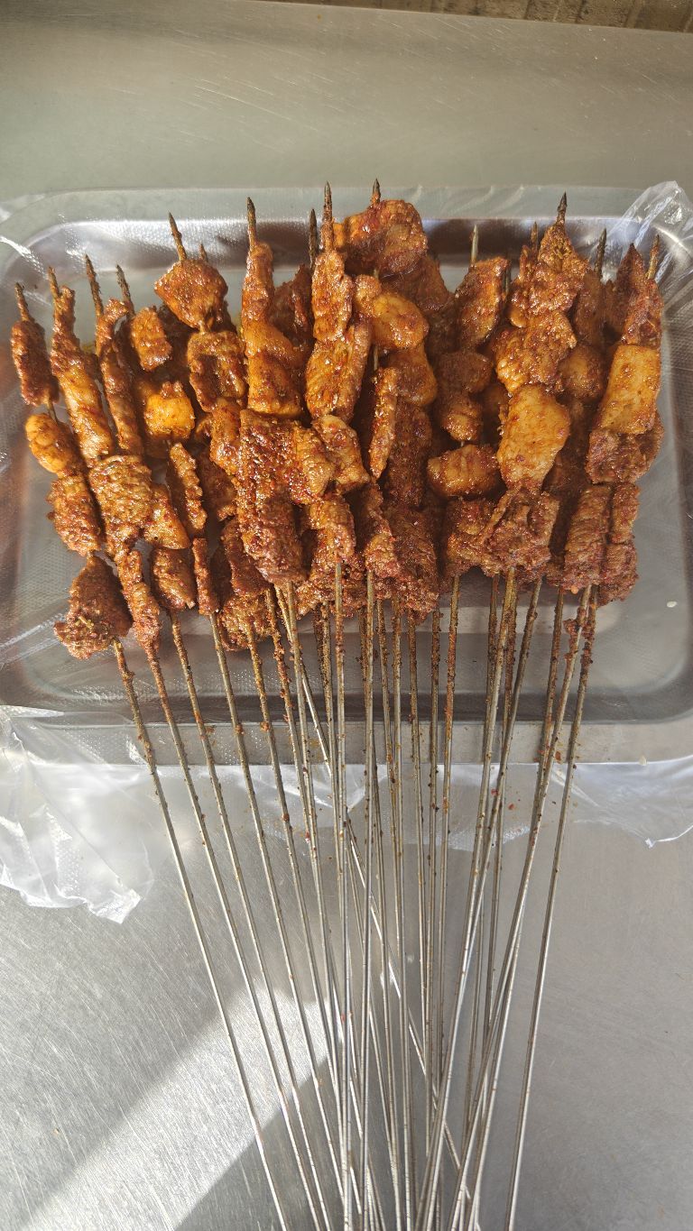 峰云烤肉美食城