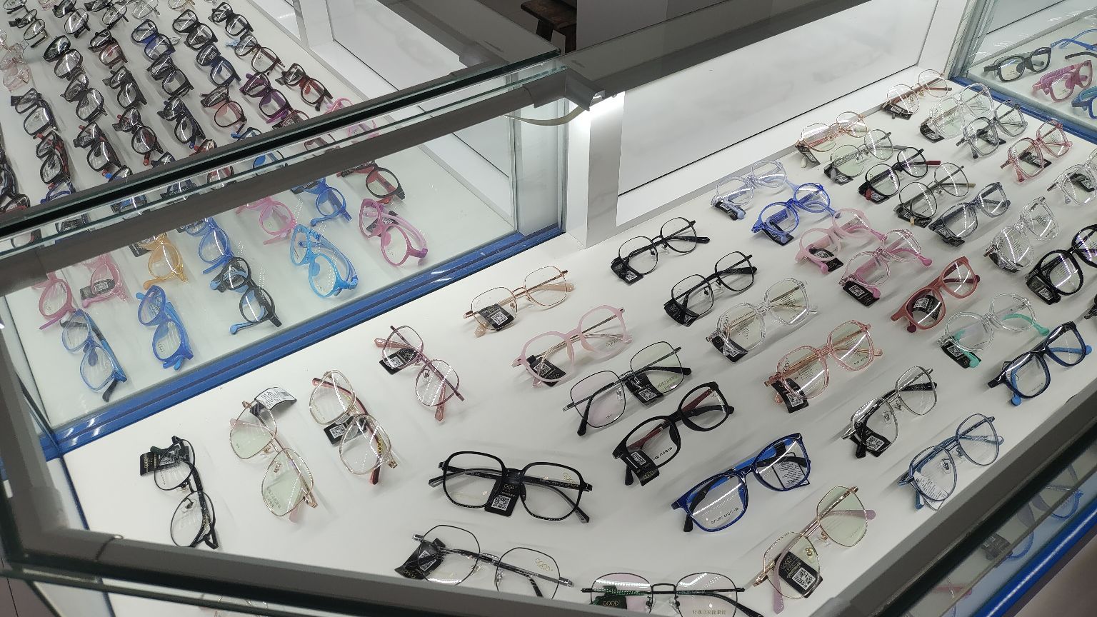 好视立视光中新(西万店)