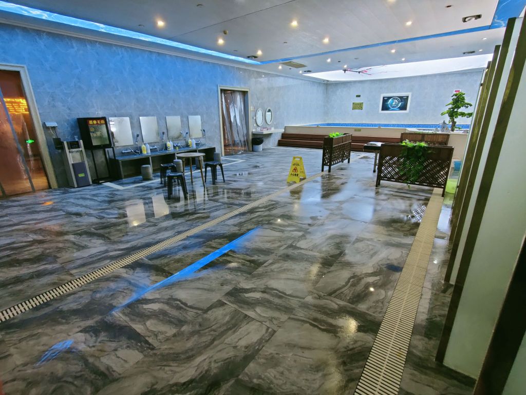 顶红洗浴(缤纷天地商业广场店)
