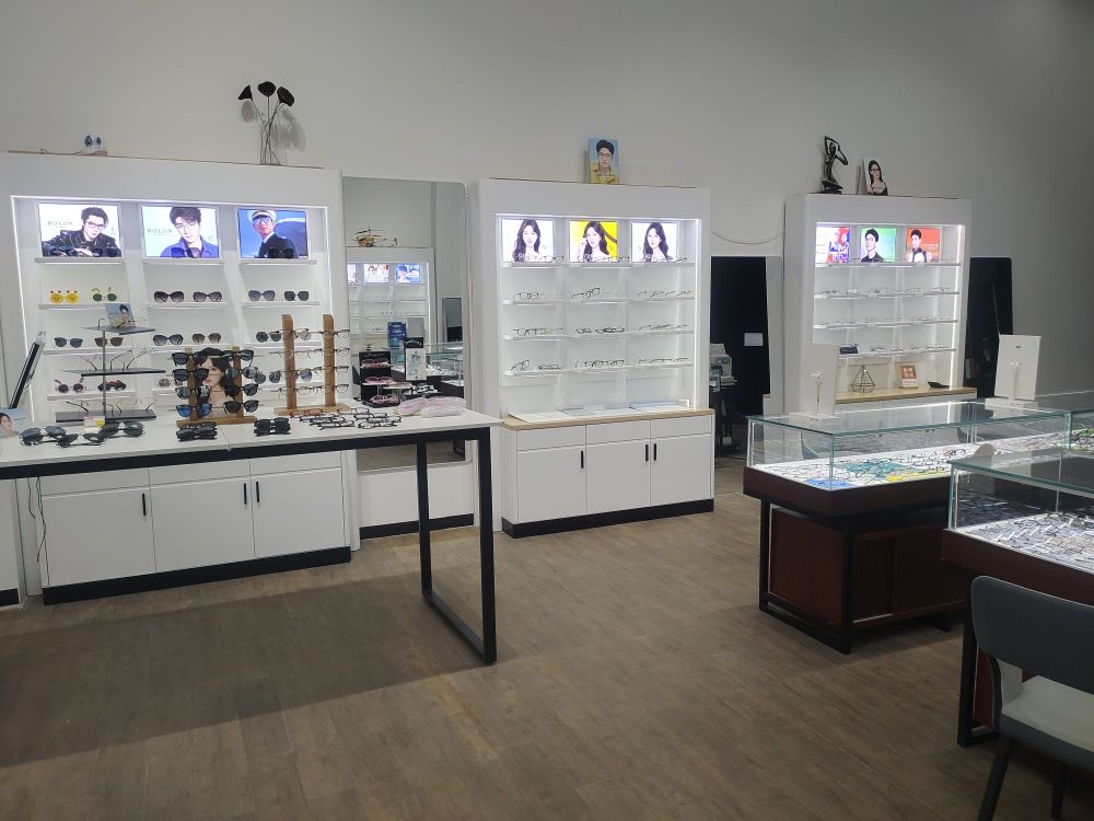 渚蓼煦柏岛眼镜(丽景店)