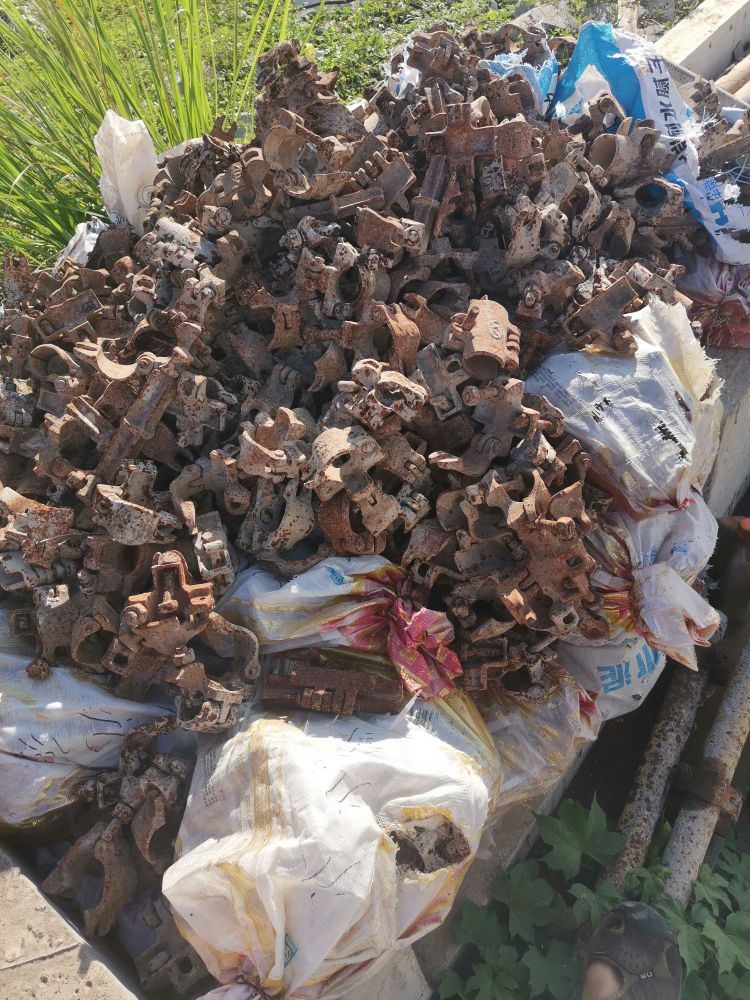 君悦回收废品站