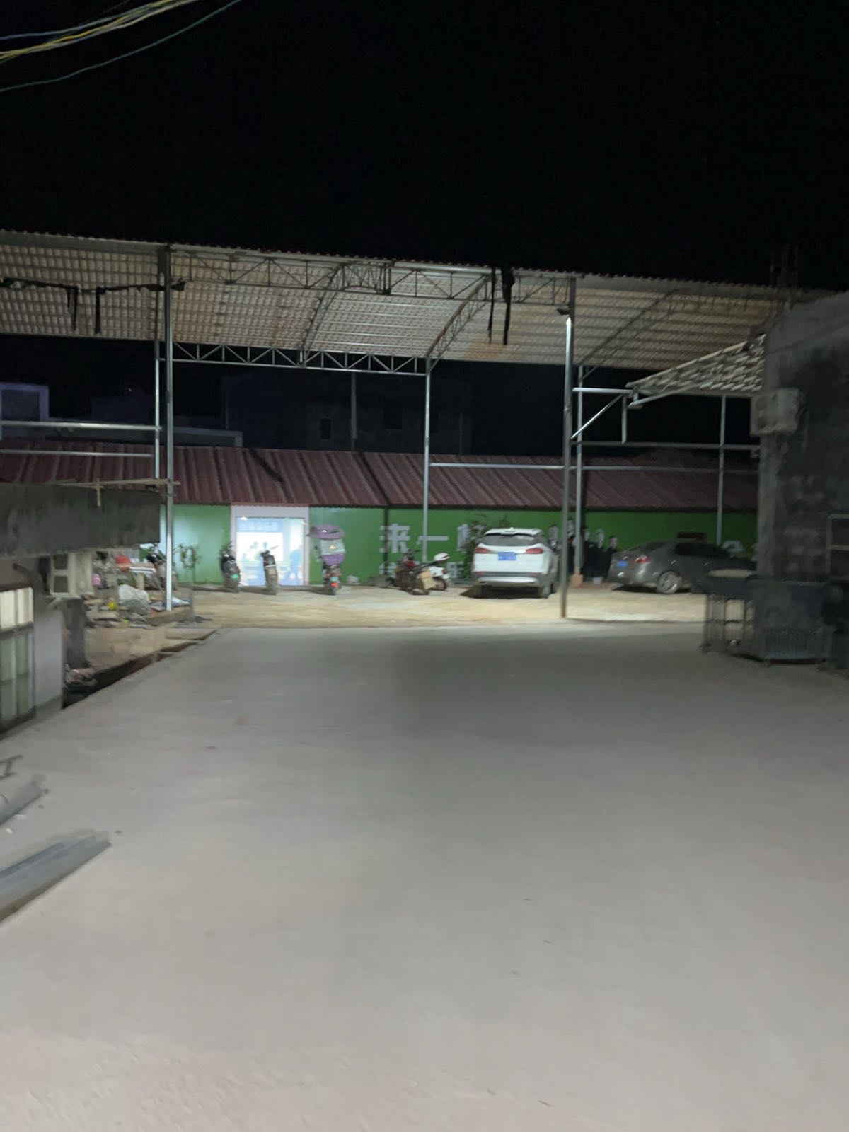 来一杆台球俱乐部