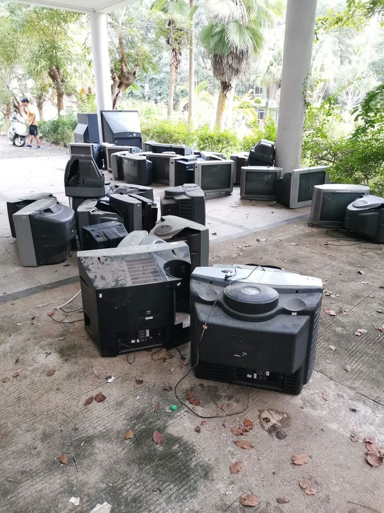 君悦回收废品站