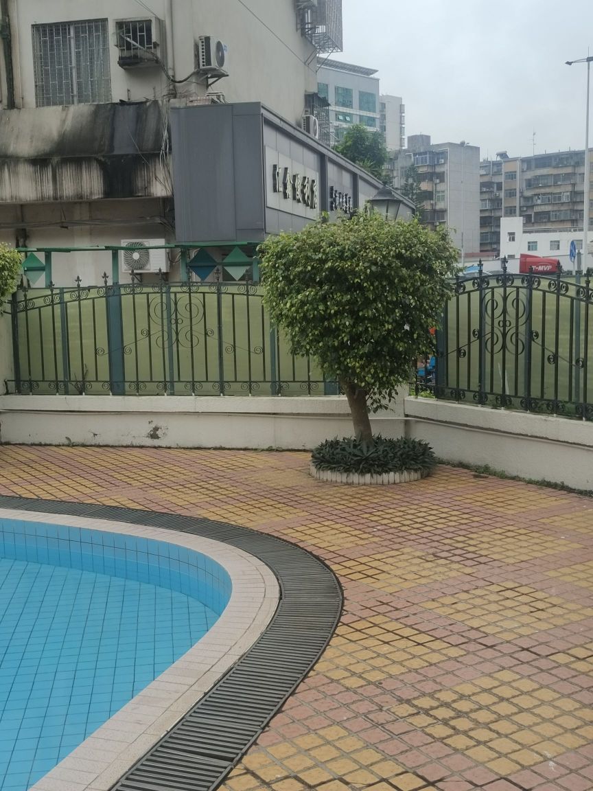 汇鑫花园游泳池