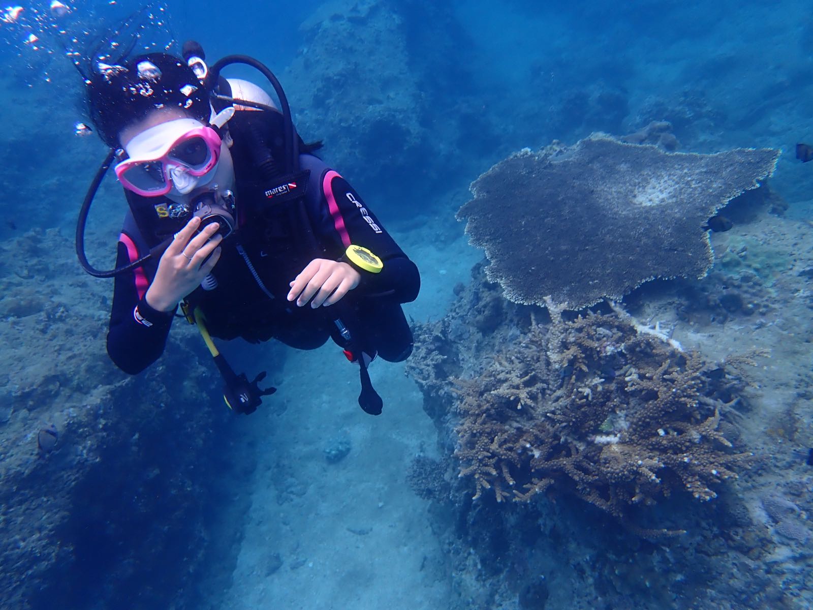 三亚海思蓝潜水中心