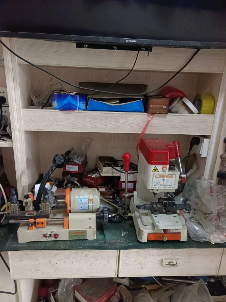 安福开锁配汽车遥控平安锁城