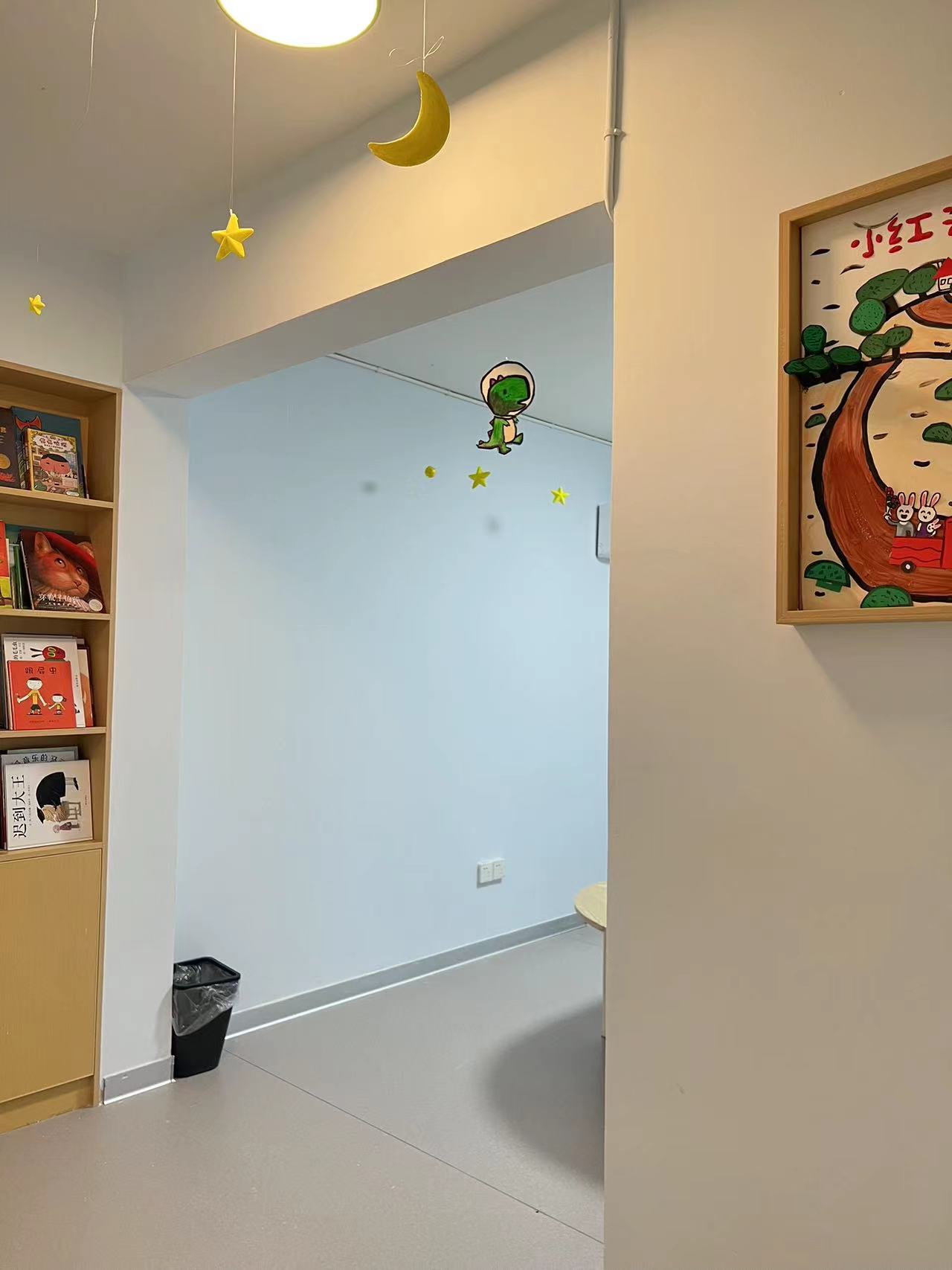 萌卡纳儿童绘本书房