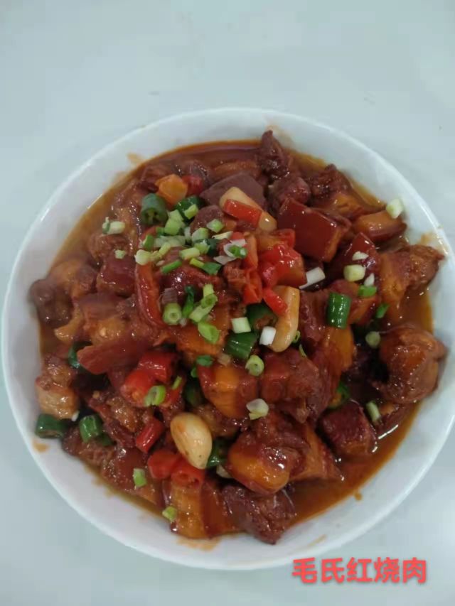 川湘鲁菜馆(盛世明珠小区门口)