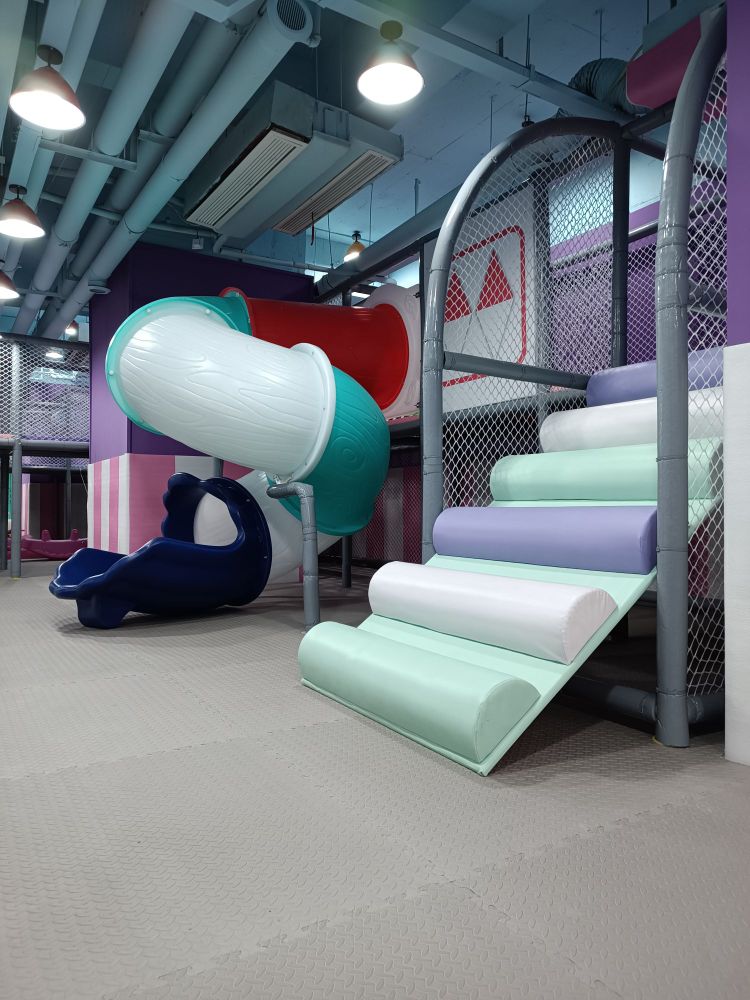 奇乐尼儿童乐园(奉节滨江国际店)