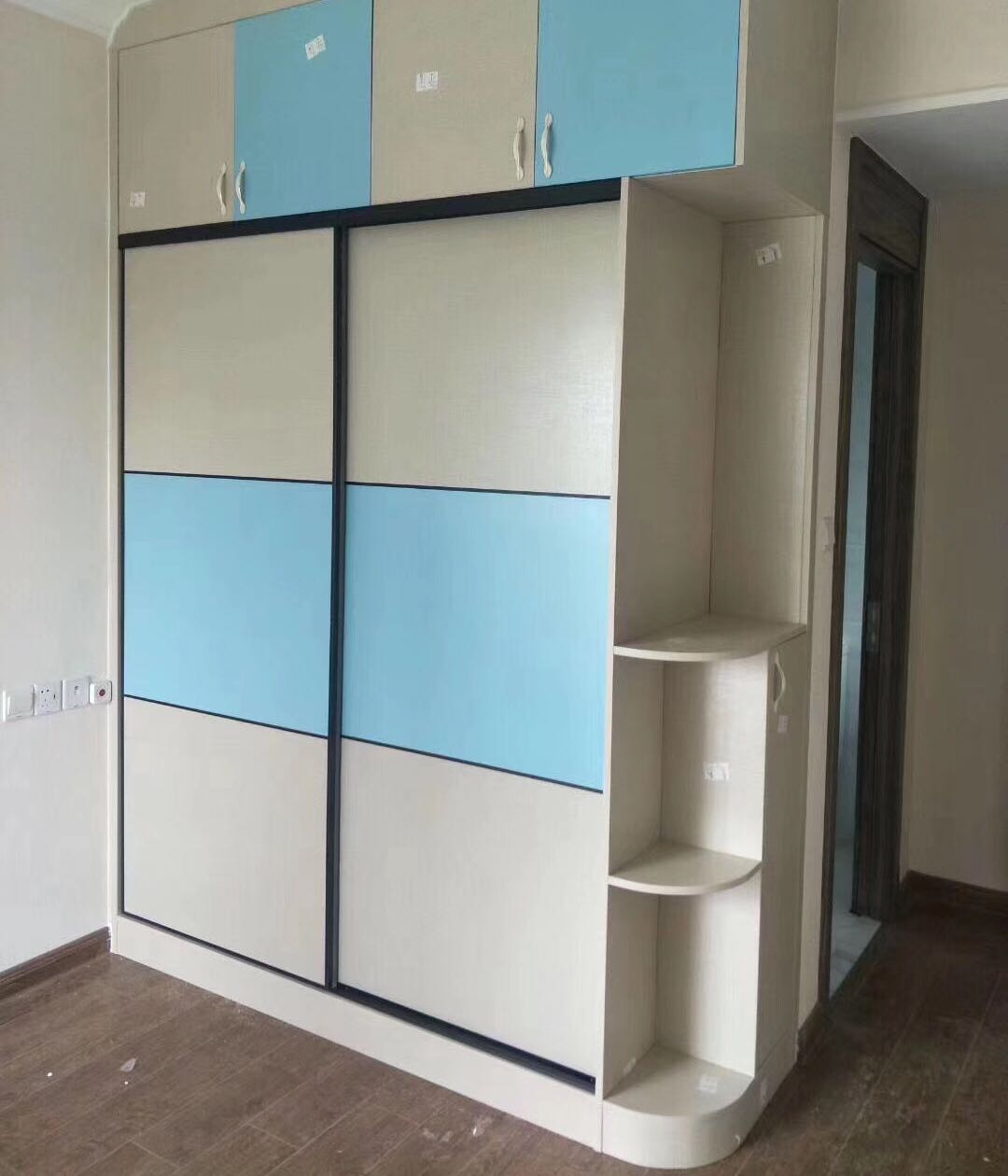合兴家居整体橱柜厂