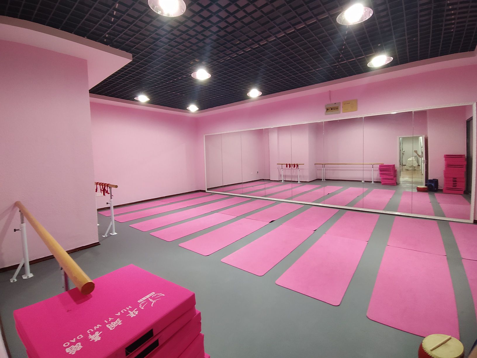 花翊舞蹈(宝龙校区)