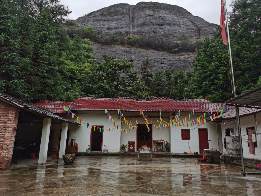 佛顶山轮寺