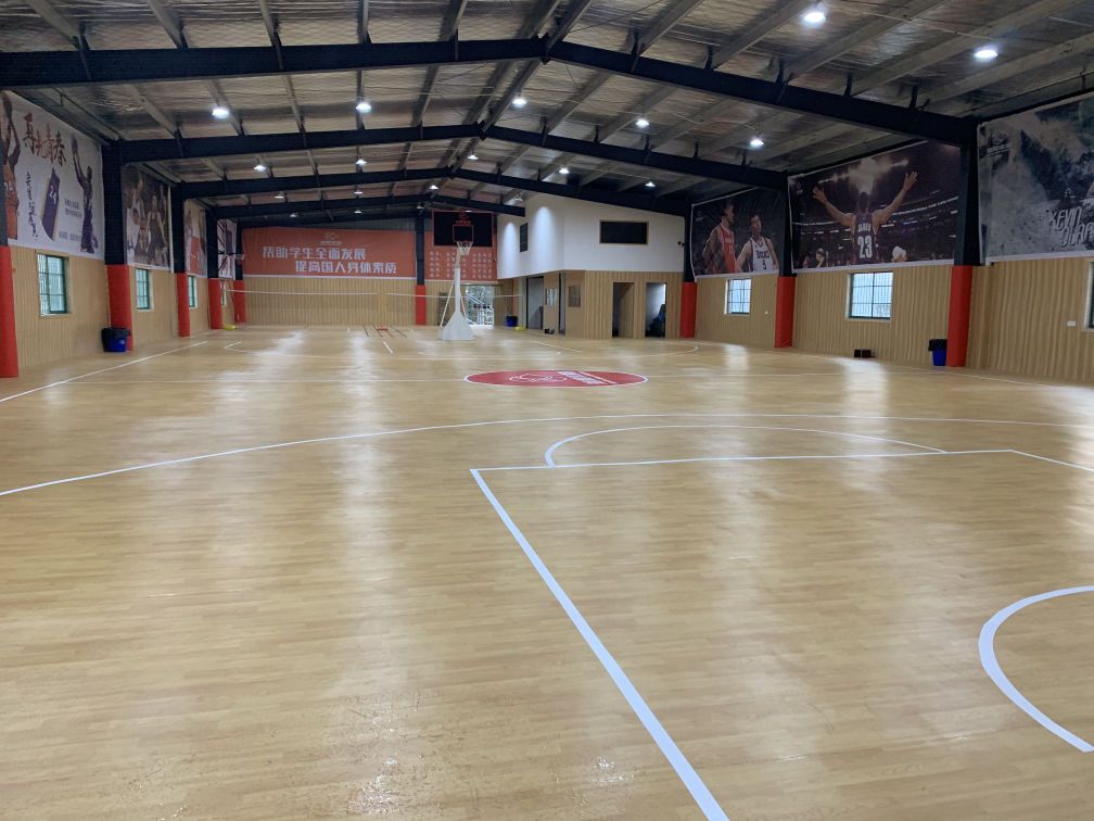 抛物线篮球公园