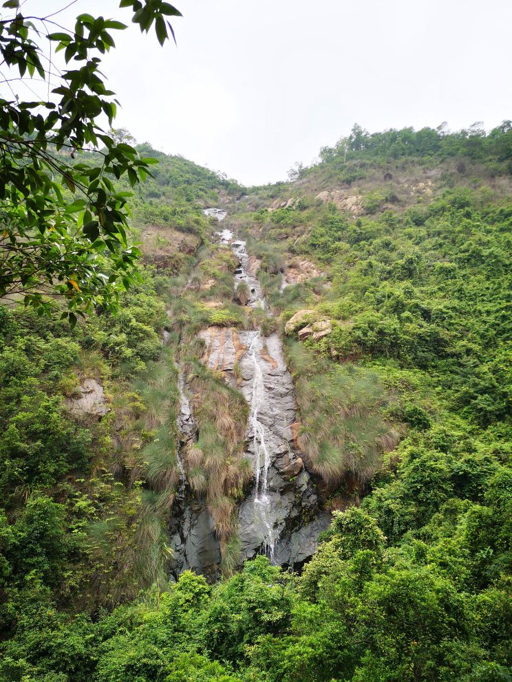 地址(位置,怎么去,怎么走):  江门市新会区龙潭飞瀑