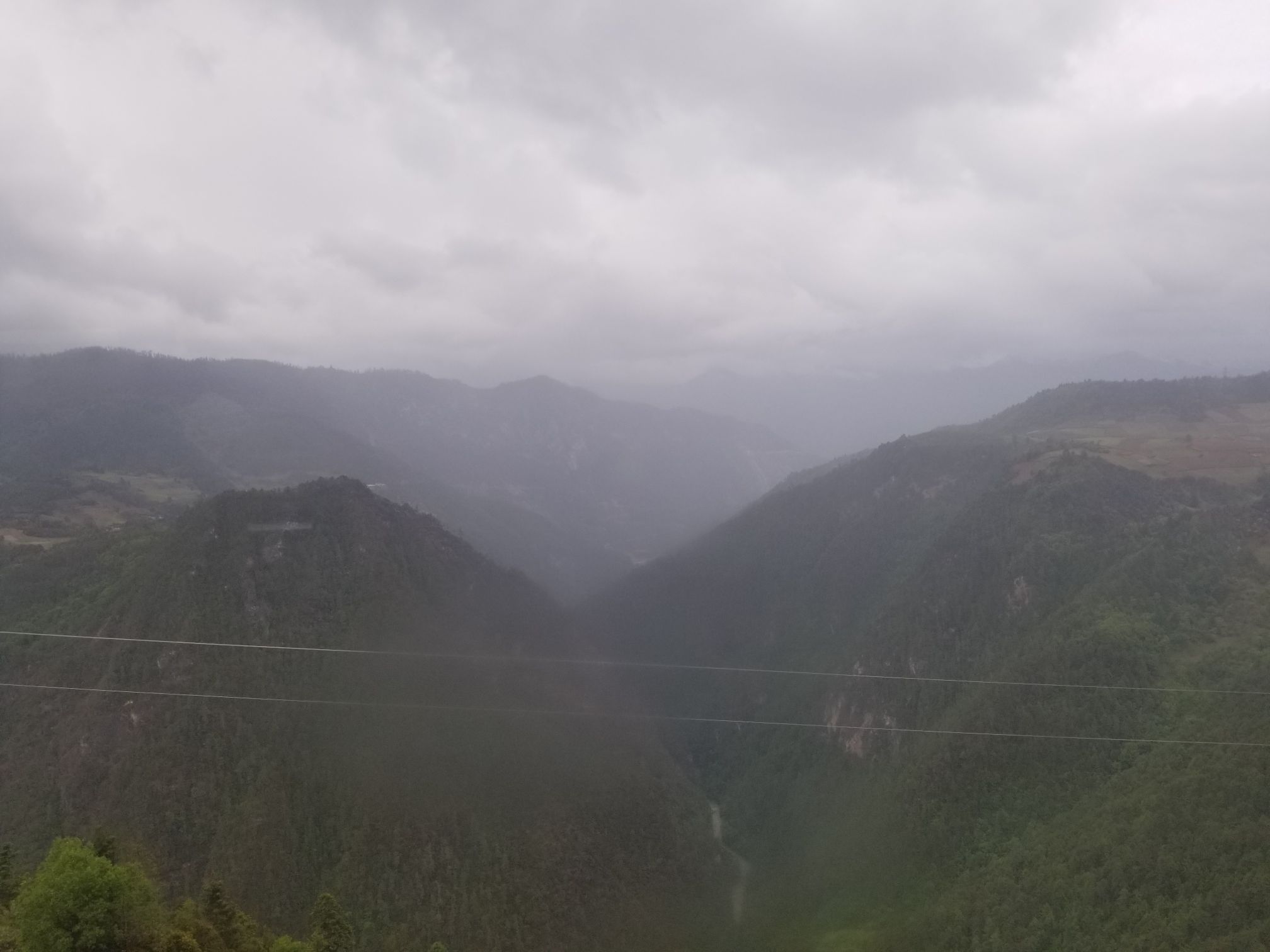 香格里拉大峡谷观景平