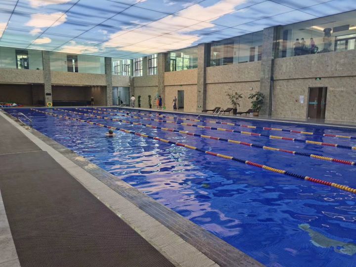长春莲花山国际商务中心健身馆篮球场