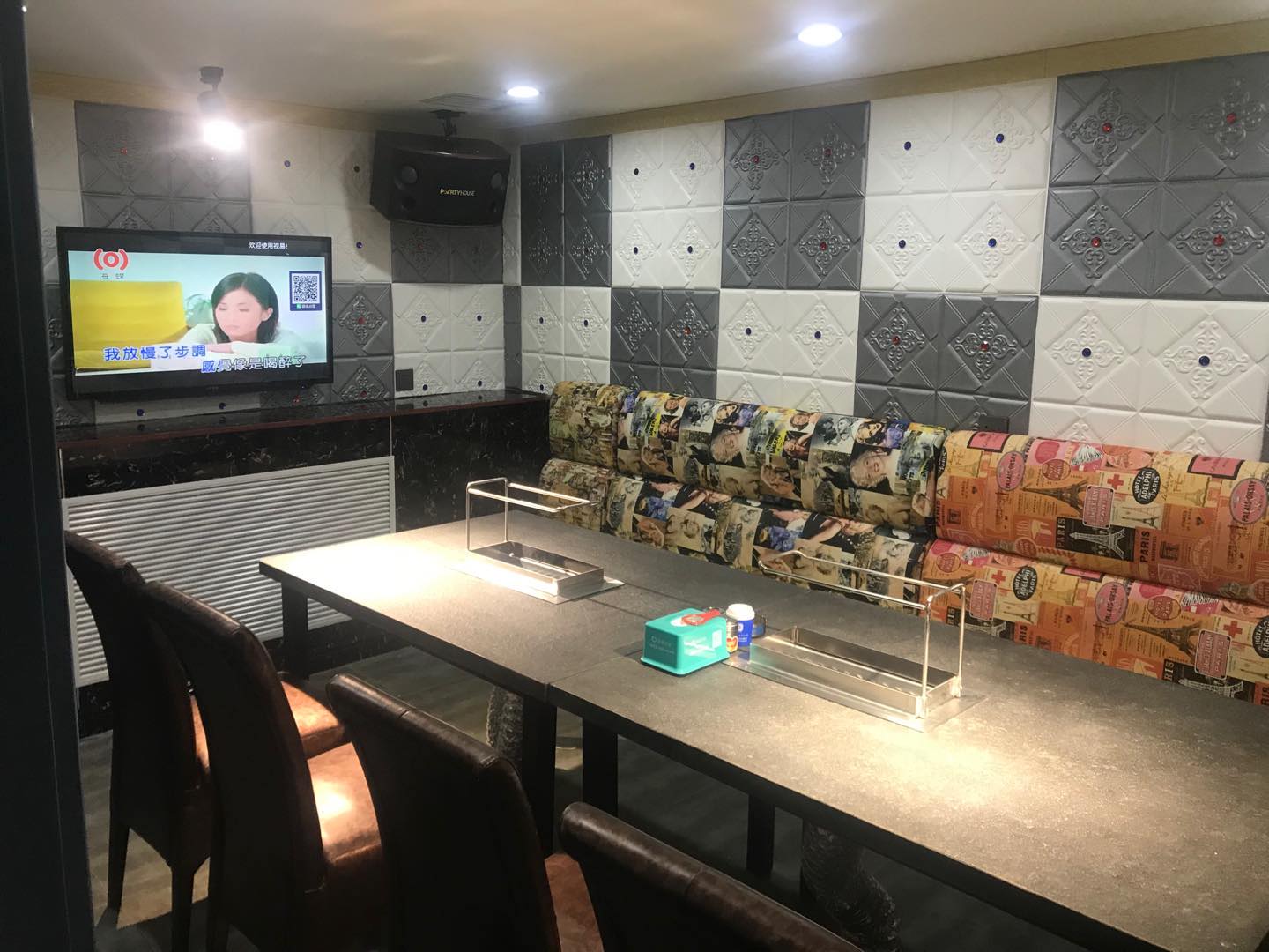 红山区聚炫马烧烤店(三道街店)