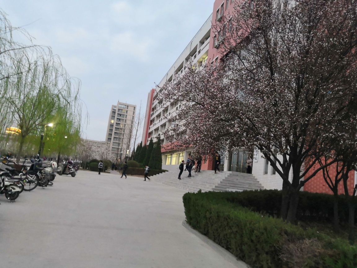 安阳师范学院新校区-和钧楼