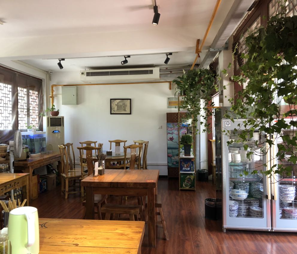 汤飘香美食小馆