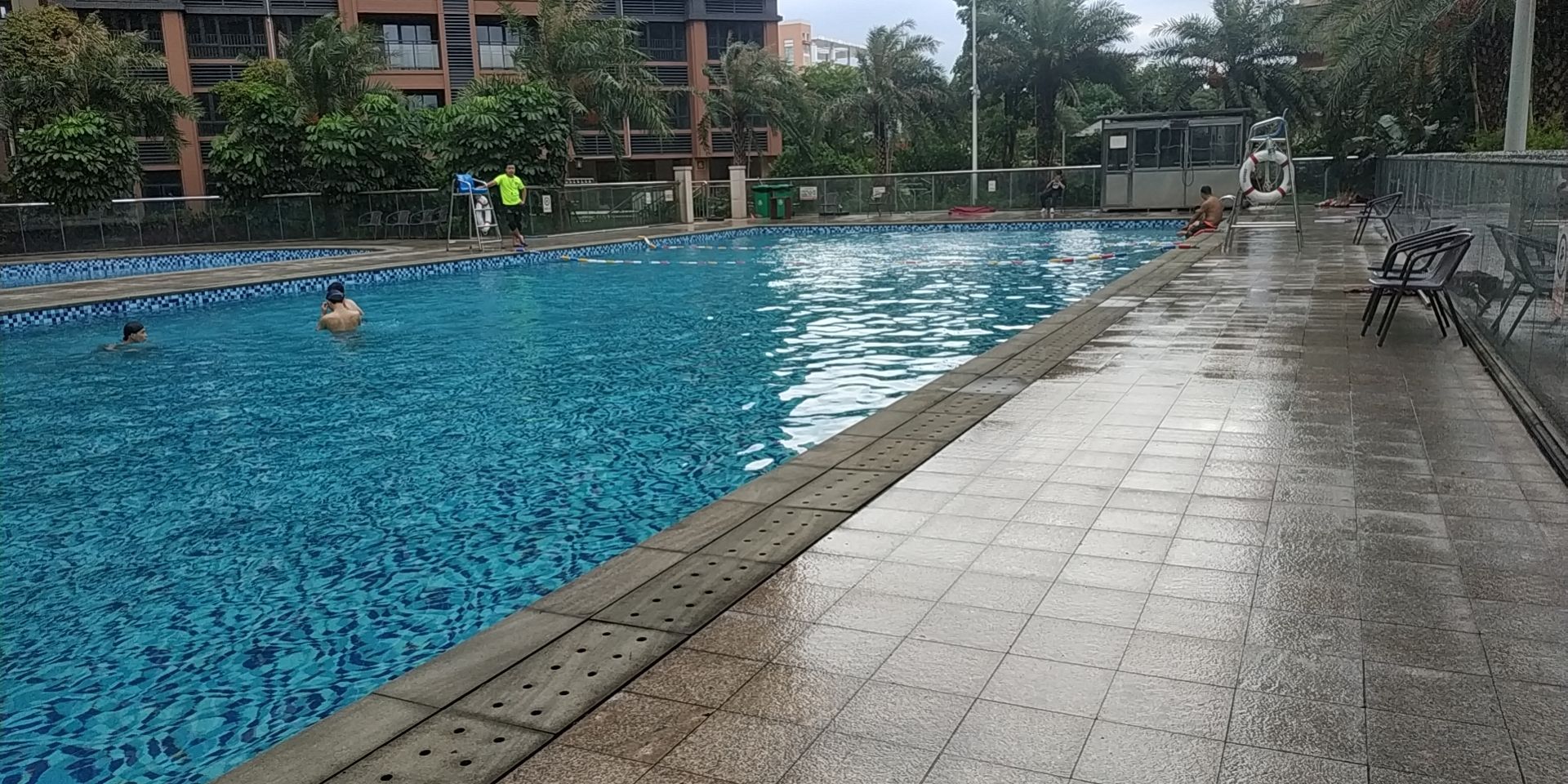 勒流凯茵花园游泳池