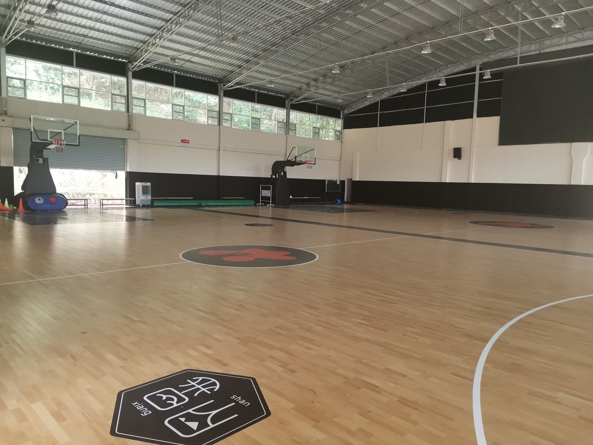 香山体育场馆中心