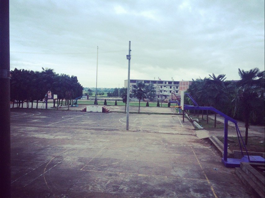 乐丰中学地址:上饶市鄱阳县乐丰镇290乐丰镇桐山中学地址:江西省上饶