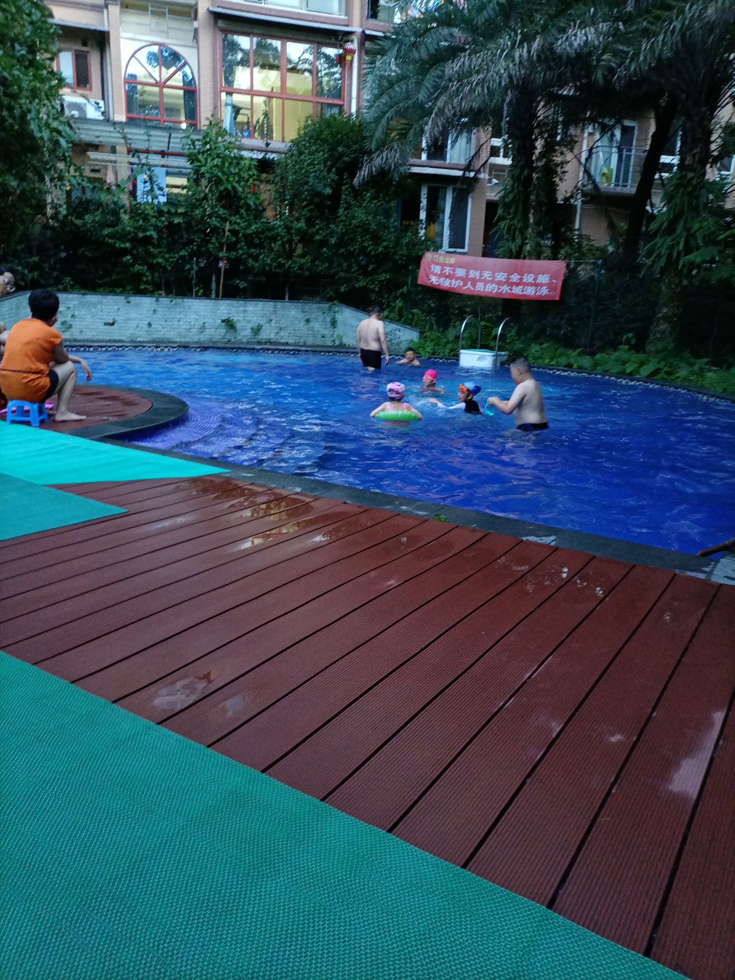 瑞丰公馆游泳池