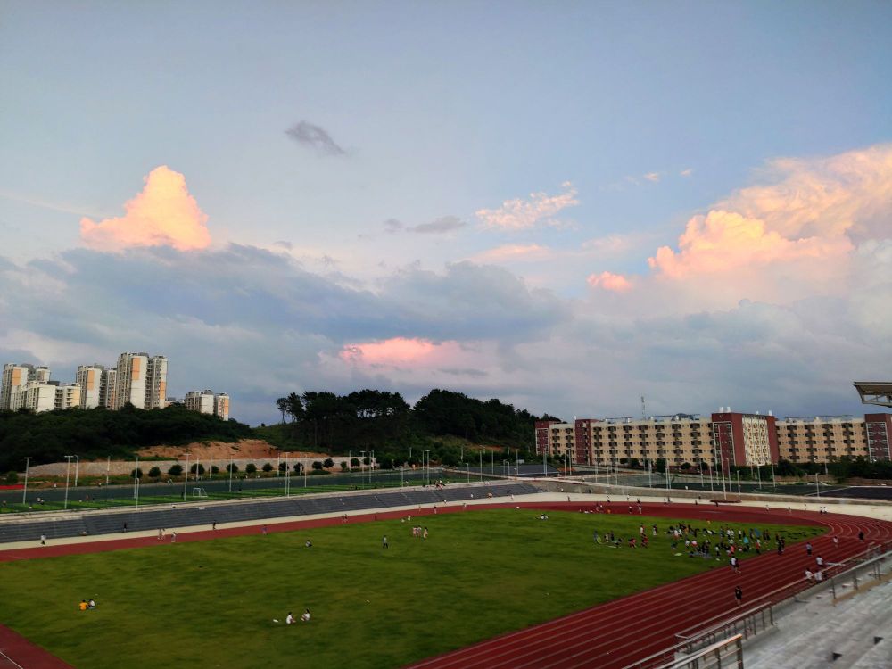 贺州学院新运动场