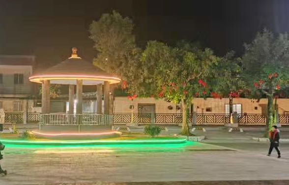 新沙村灯光篮球场