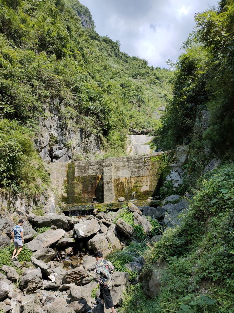拜佛千饮用水一级保护区