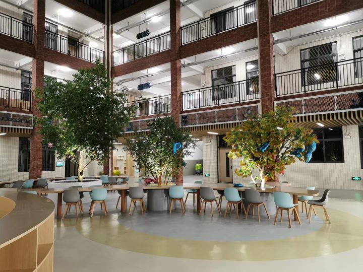 佛山市顺德区拔萃实验学校