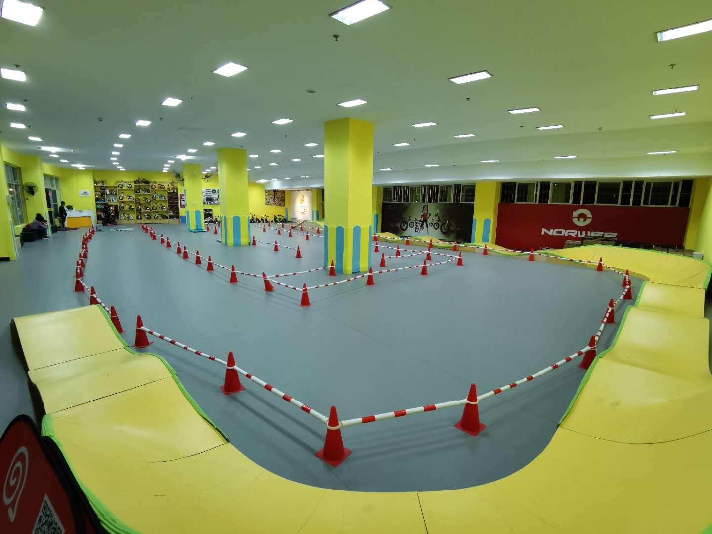 极速蜗牛儿童运动馆