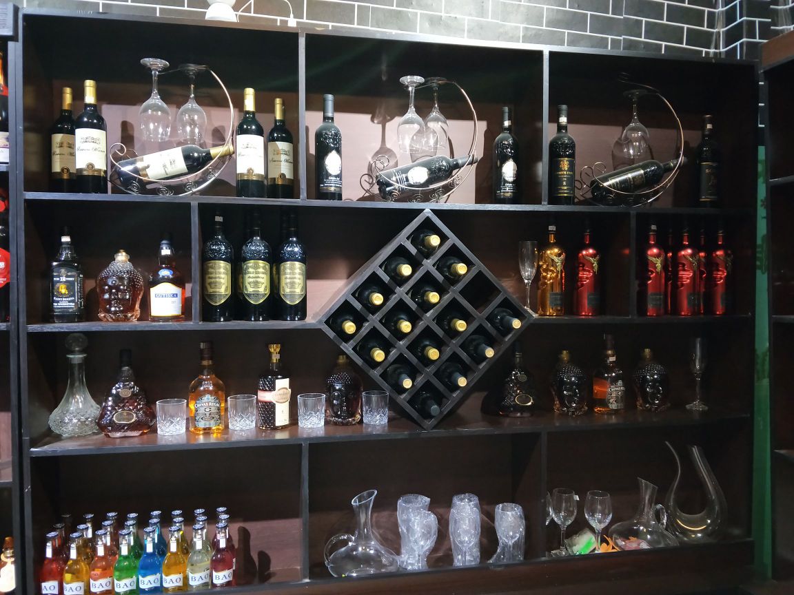 芒宽品味人生烟酒专卖店