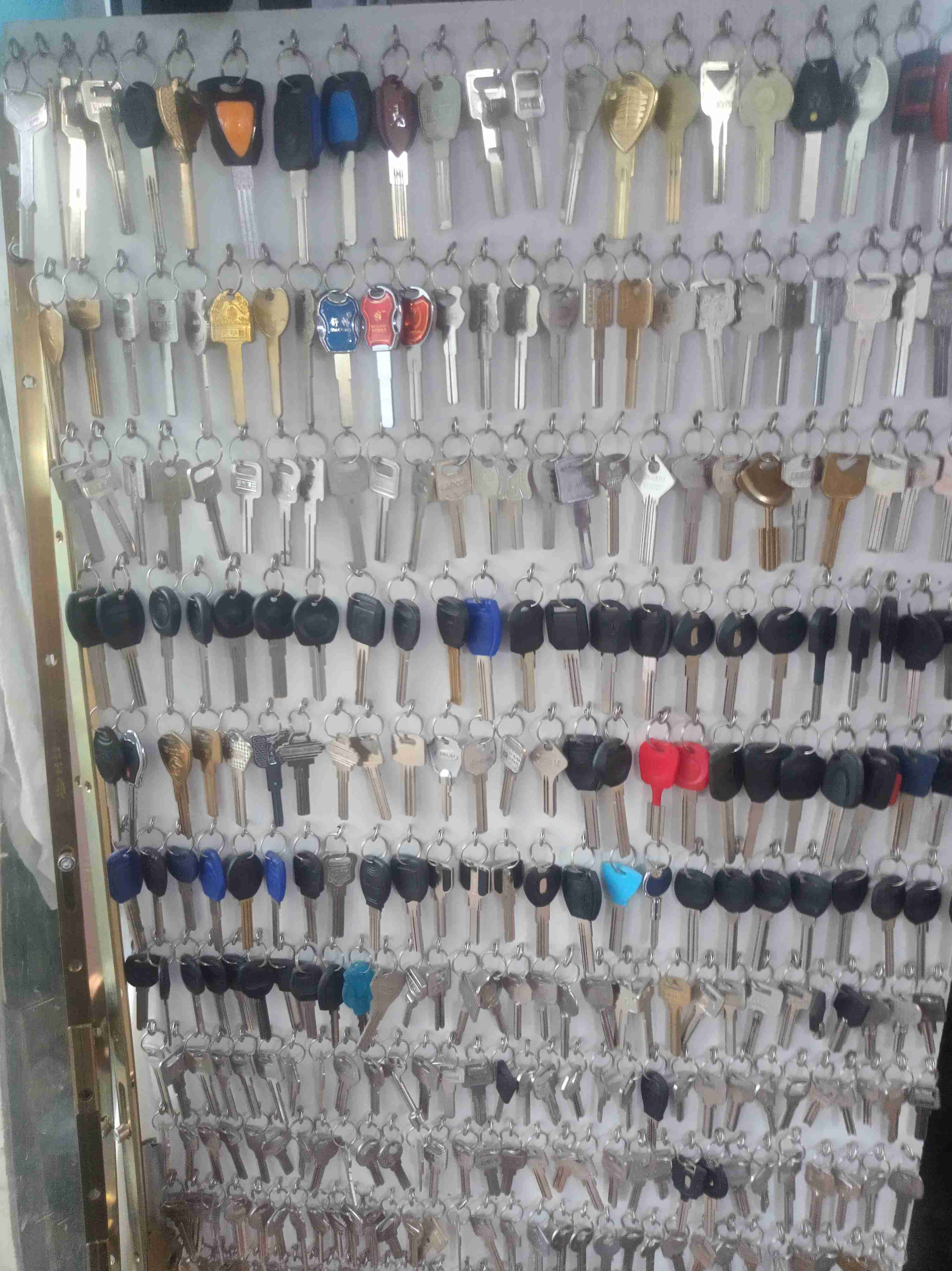 南朗社区便民配钥匙修锁店