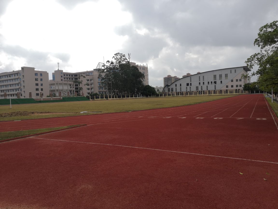 钦州幼儿师范高等专科学校-田径场