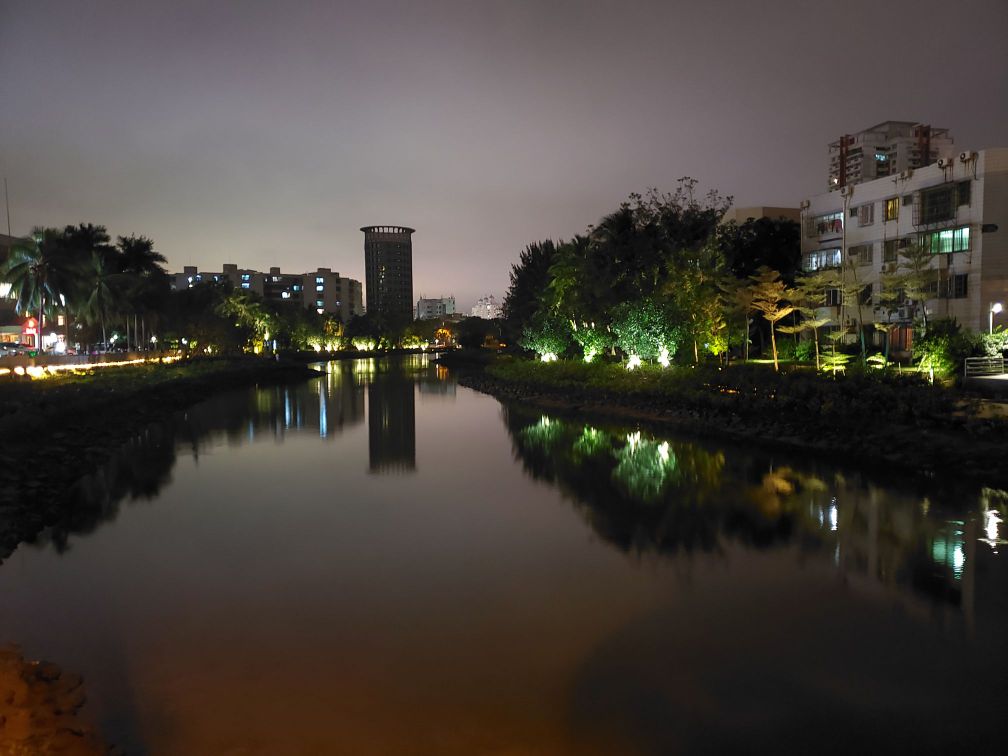 鸭尾溪湿地公园