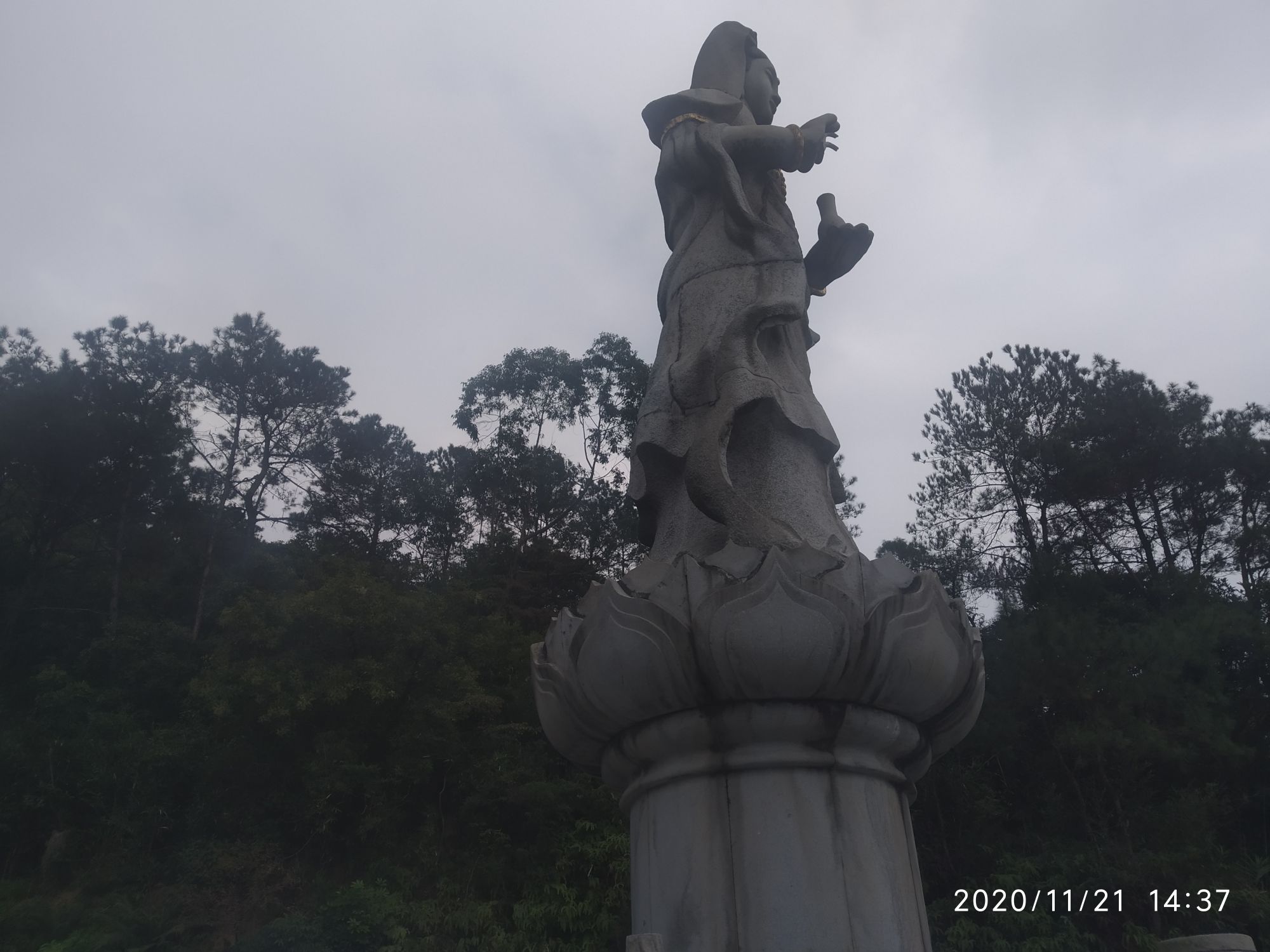 宝龙寺