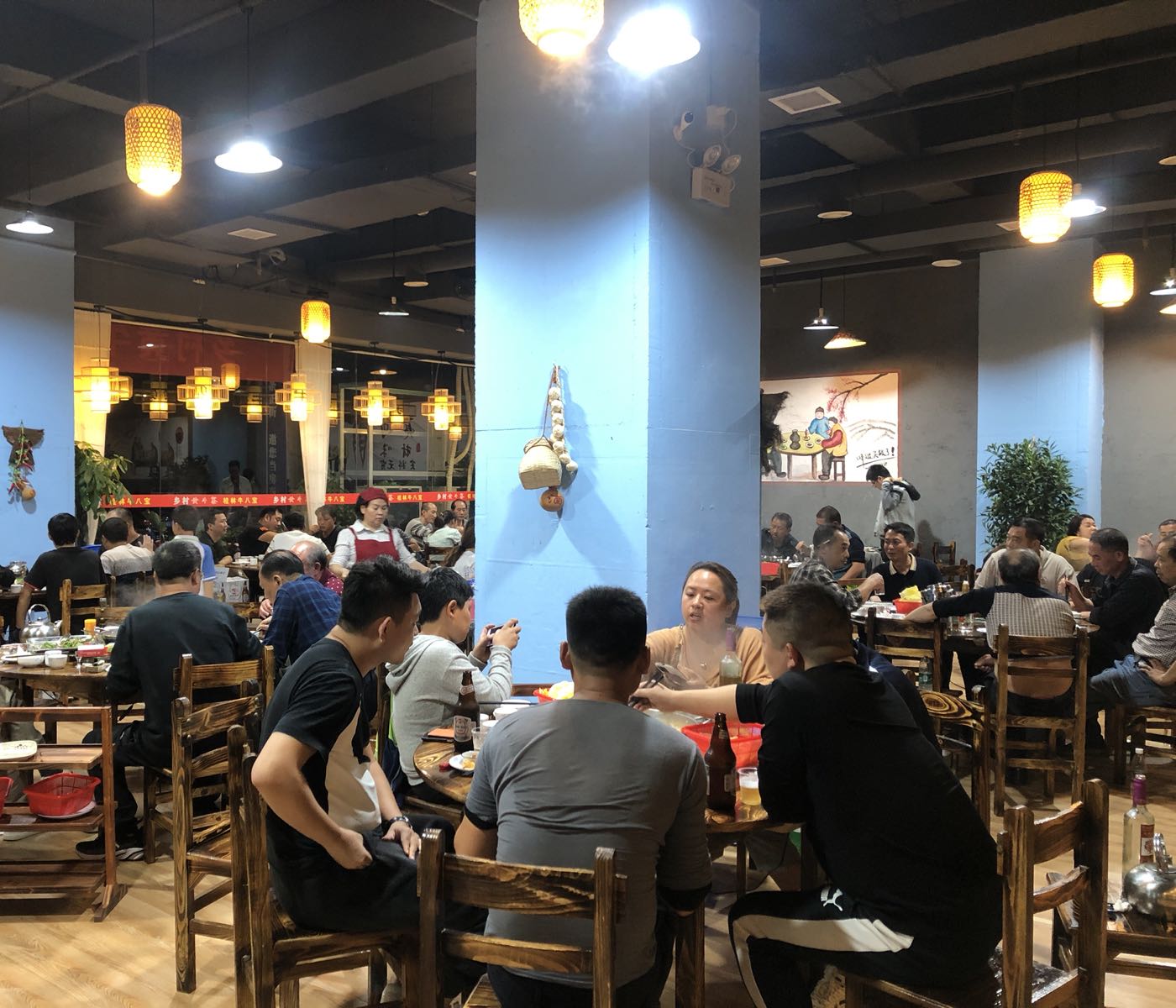 乡村黄牛寨(红星东路店)