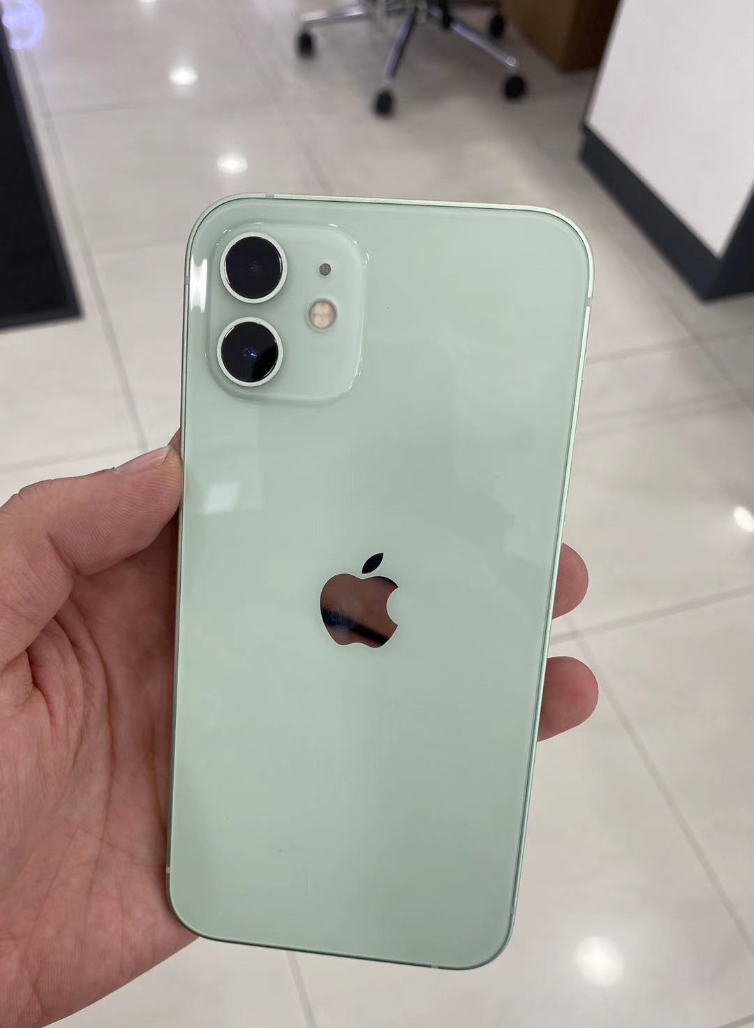 Apple授权经销商(台东三路利群商厦店)