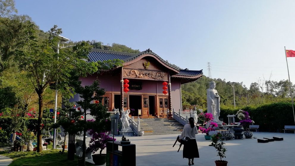 陵水县五里亭双榕寺