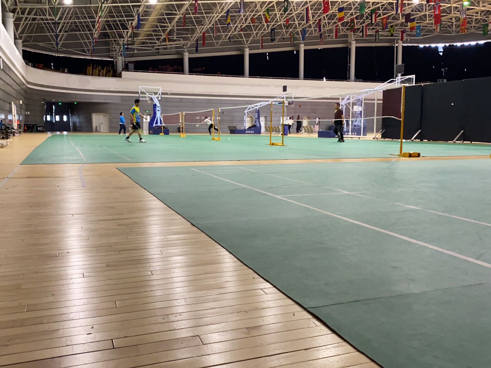 兴北体育羽毛球