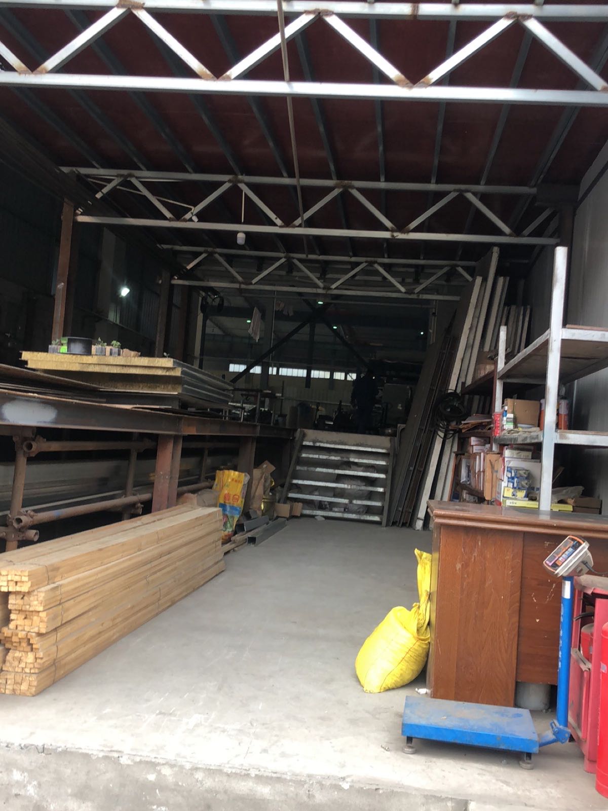 重庆市九龙坡区壹本科城玉谷路29号重庆旭鹏钢结构有限公司